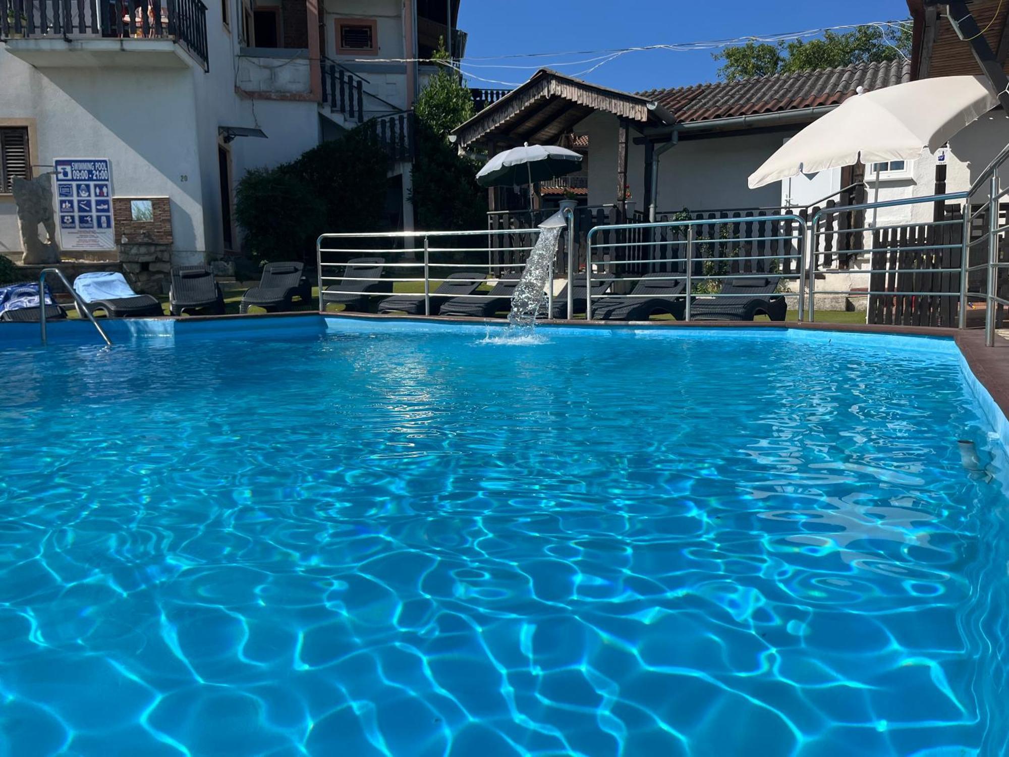 Apartmani Milokanovic Funtana Εξωτερικό φωτογραφία