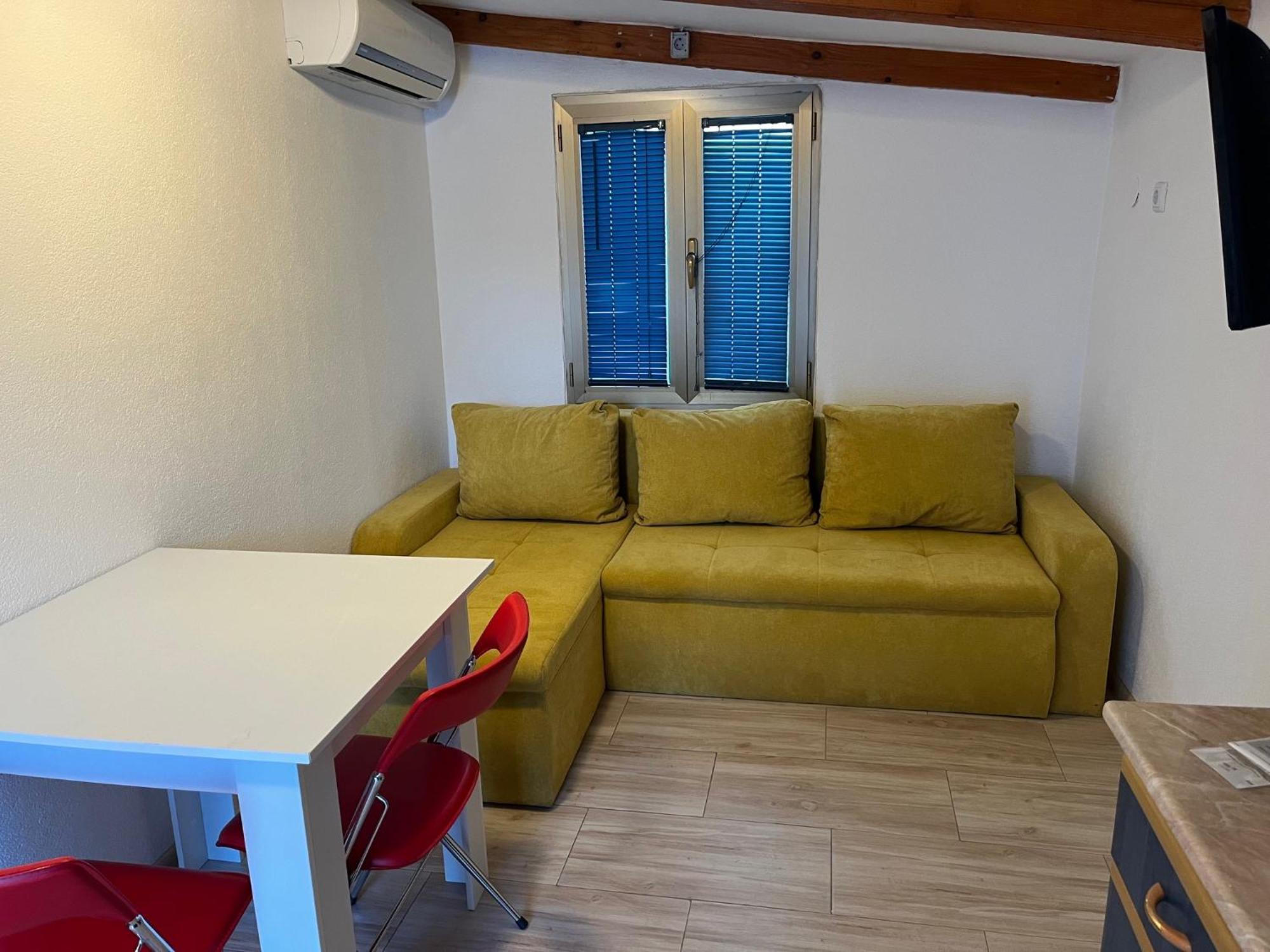 Apartmani Milokanovic Funtana Εξωτερικό φωτογραφία